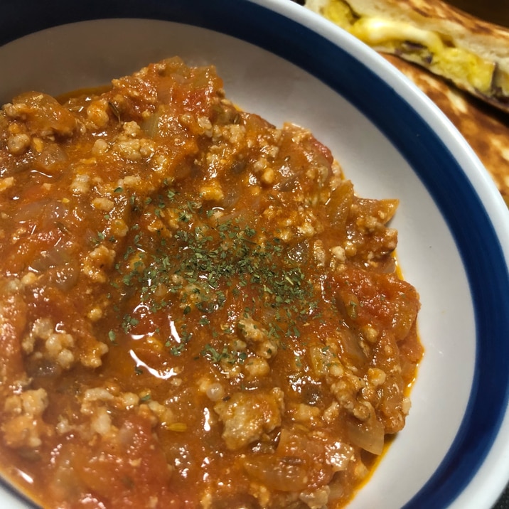 トマト缶で簡単！スパイスでキーマカレー♬